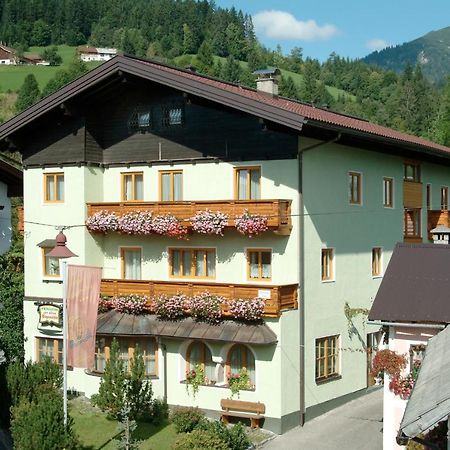 Gaestehaus Saegemuehle Hotel Russbach am Pass Gschuett Luaran gambar