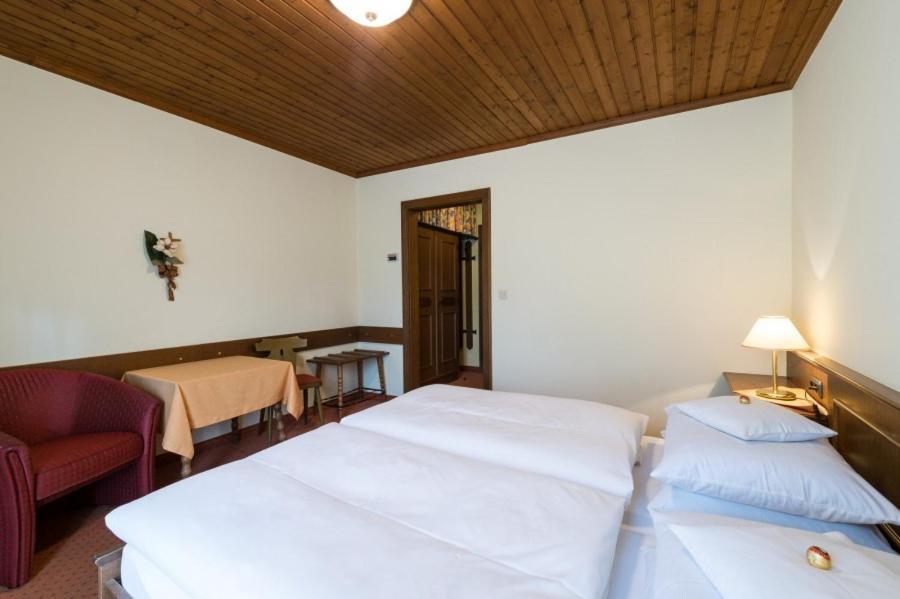 Gaestehaus Saegemuehle Hotel Russbach am Pass Gschuett Luaran gambar